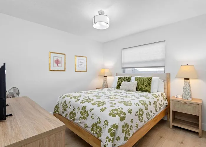 Holiday home August Pet Friendly And Hot Tub A